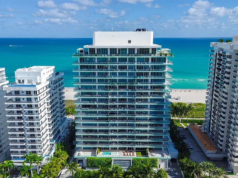 5775 Collins Ave #405 — Photo 19