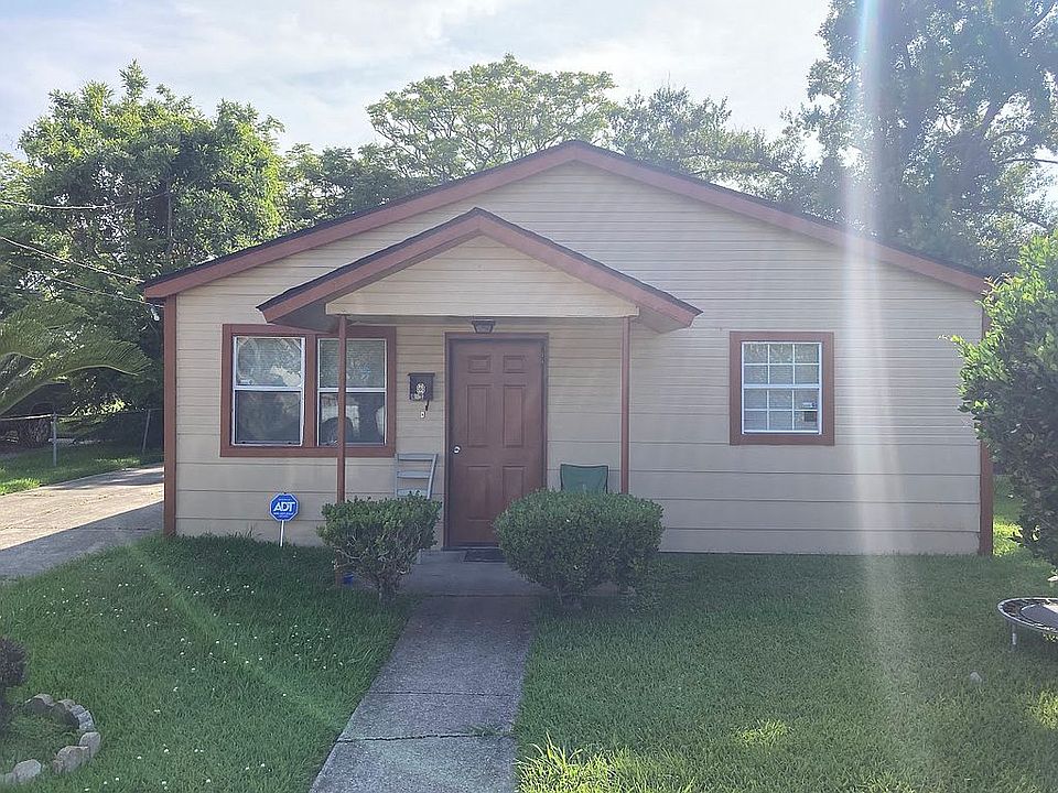 1st image of 1904 Pailet Ave