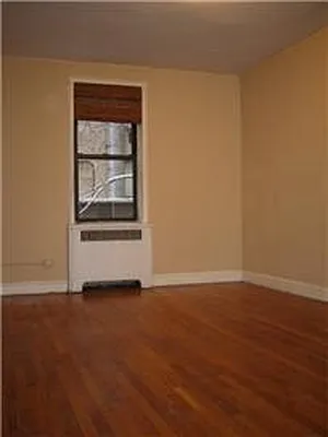 Rented by R New York | media 9