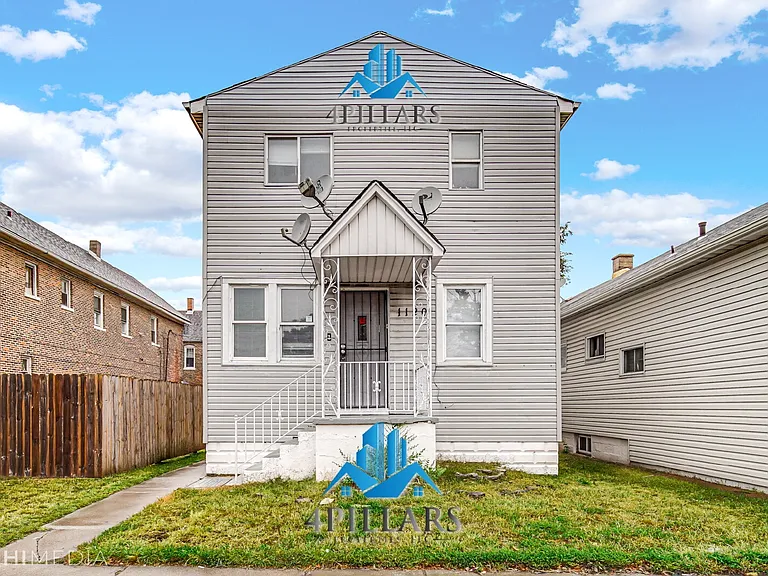 1120 W 150th St #2R — Photo 4