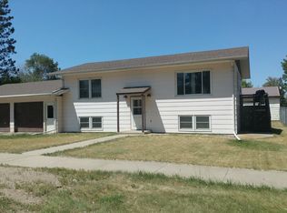 820 1st Ave, Roscoe, SD 57451