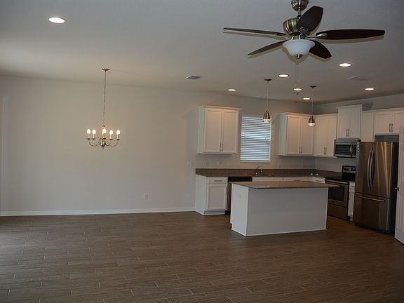 4th image of 4873 Palmetto Park Dr