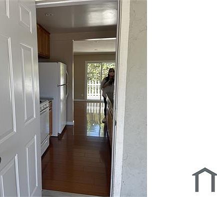 1st image of 454 S Buena Vista Ave