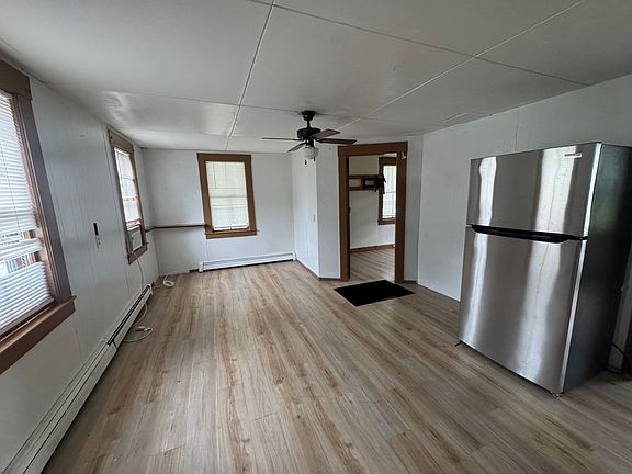 4th image of 47 Pemberton St