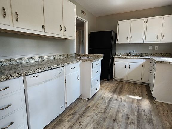 2nd image of 3087 Anthony Dr