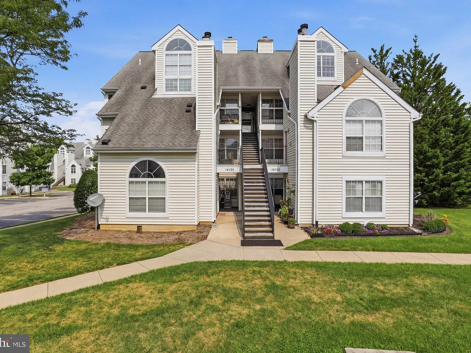 1 bed, 1.0 bath, 616 sqft, $1,700 — Photo 3