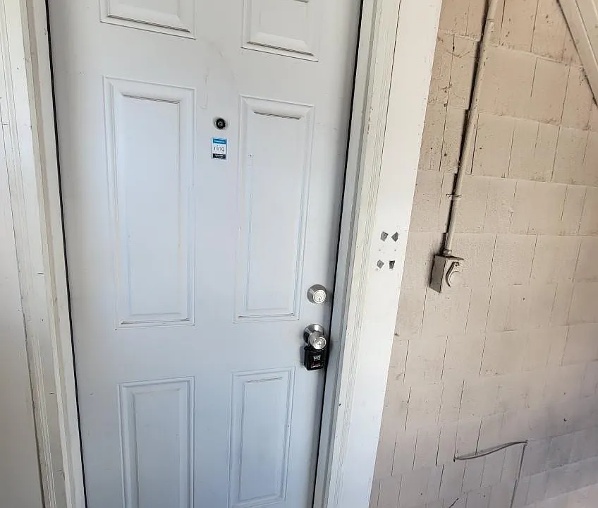 457 Sherman St #1