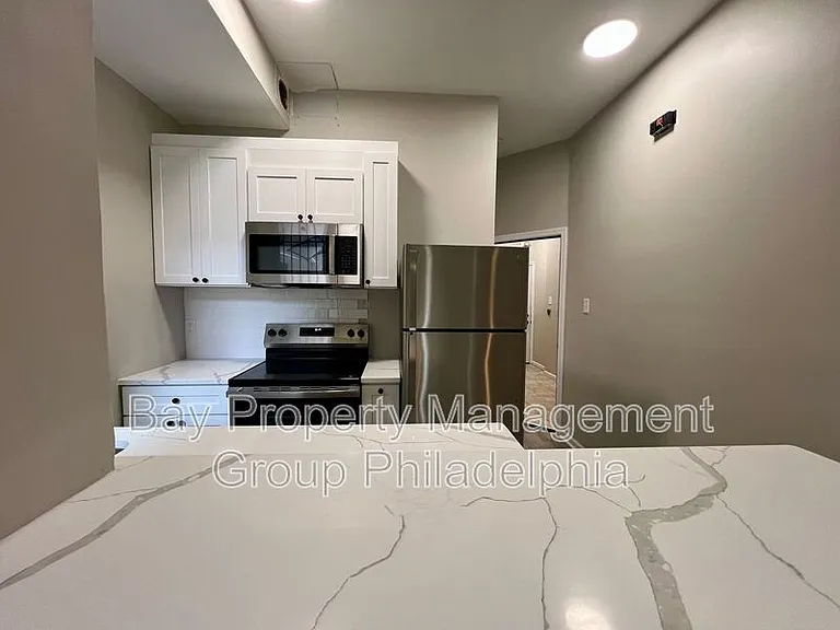 1844 Master St #1 — Photo 6