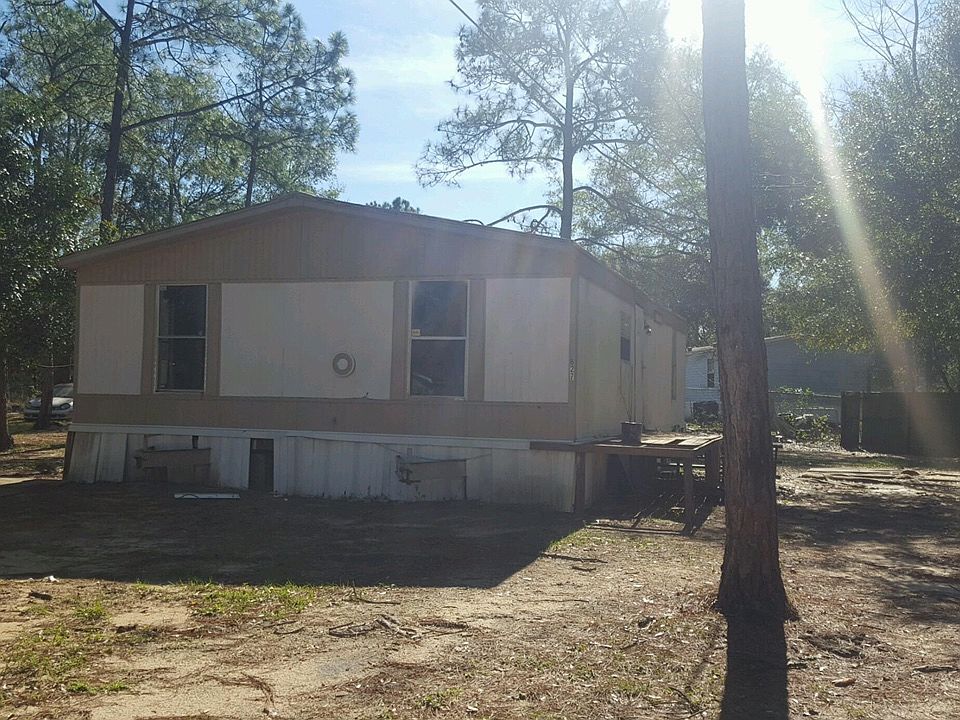 2nd image of 827 Sunridge Rd