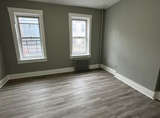 188 Ashburton Ave #2L, Yonkers, NY 10701