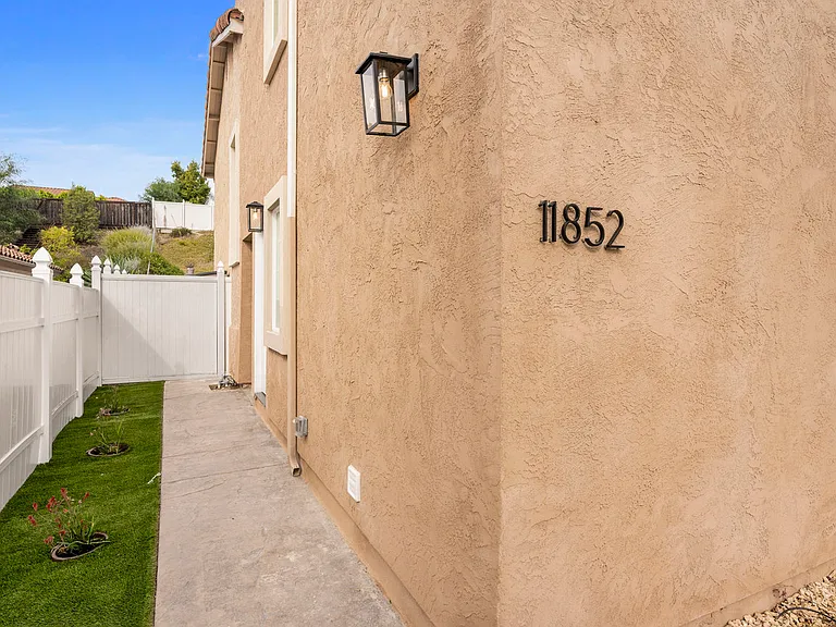 11852 Arborlake Way — Photo 15