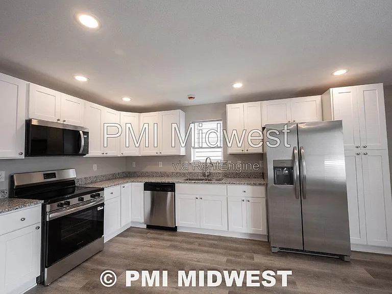 420 S Hamilton Ave #A — Photo 7