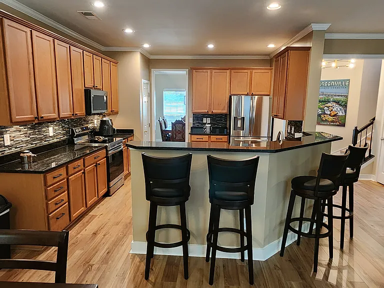 102 Waters Reach Ln — Photo 6