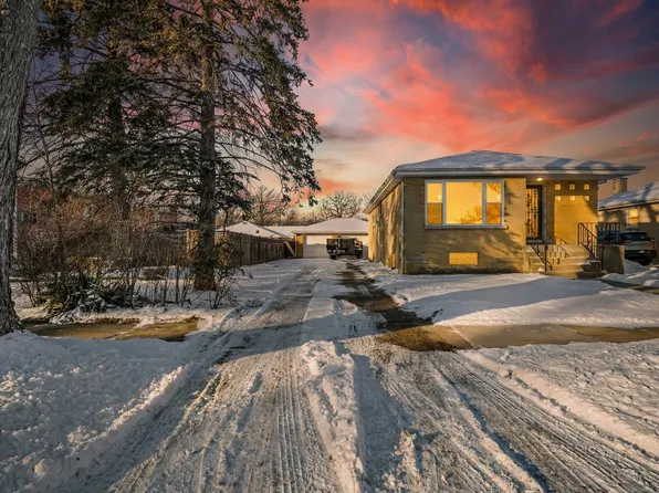 9120 26th Pl, Brookfield, IL 60513