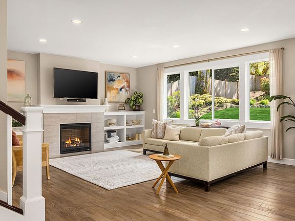 4th image of 9165 Burlingame Ct NE