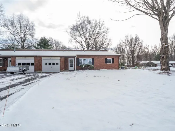 6 Lacosta Drive #C, Clifton Park, NY 12065