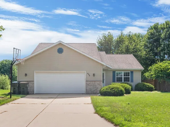 656 Invermere Dr, Sun Prairie, WI 53590