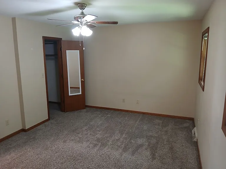 5018 Charm Ridge Dr — Photo 12
