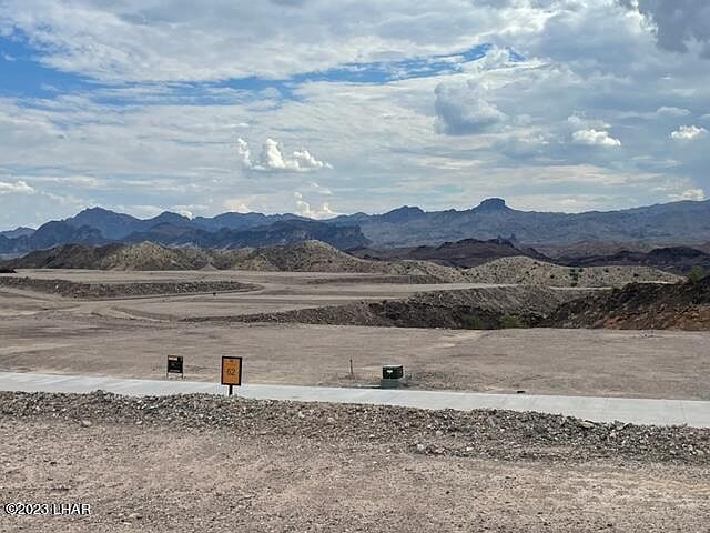 2nd image of 2444 Desert View Ct
