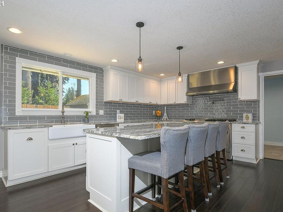 1st image of 4011 NE 152nd Ave