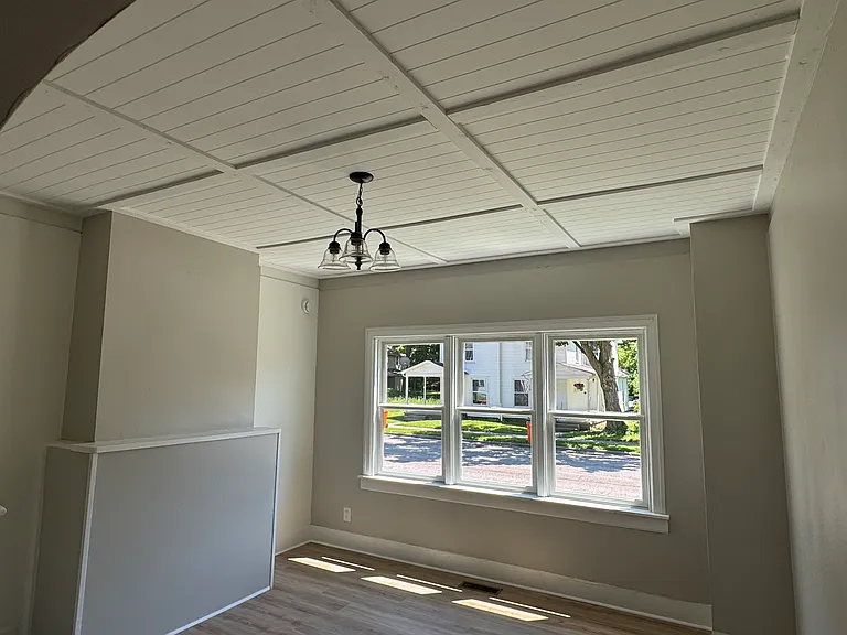 218 E Euclid Ave — Photo 12