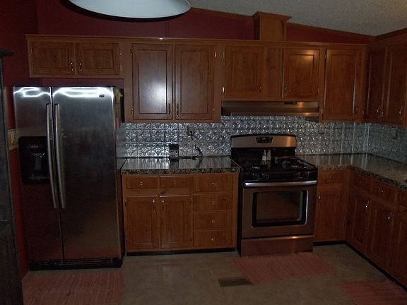 5th image of 121 Meadowview Dr