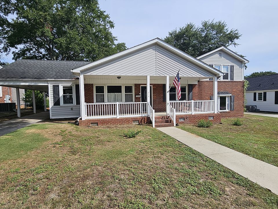 1st image of 914 D Ave