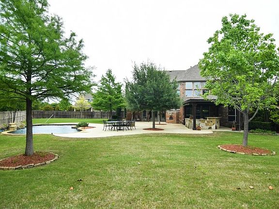 2nd image of 8505 Port Royal Ln