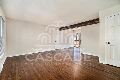 403 NW Village Dr Photo 1