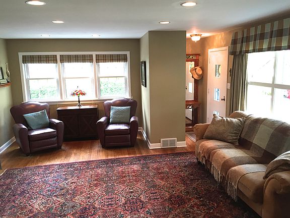 5th image of 625 S Dunton Ave
