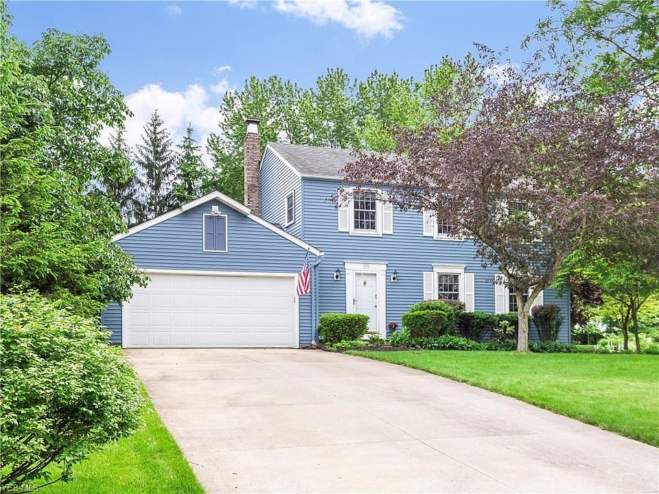 1st image of 1504 Carriage Hill Dr