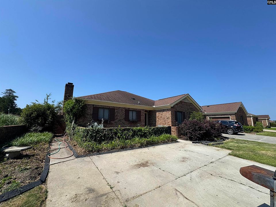 1st image of 200 Patio Dr