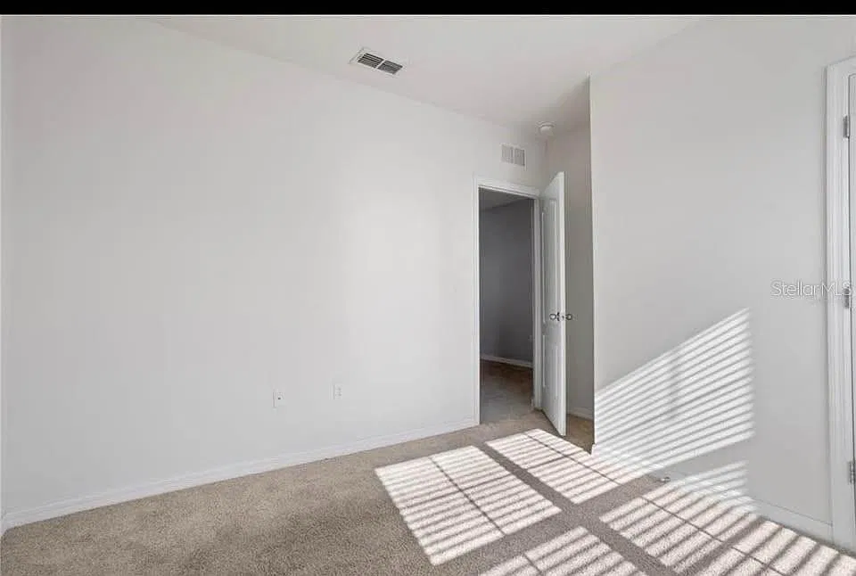4 bed, 2.0 bath, 1851 sqft, $1,900 — Photo 3