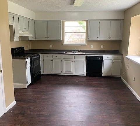 Large Kitchen
