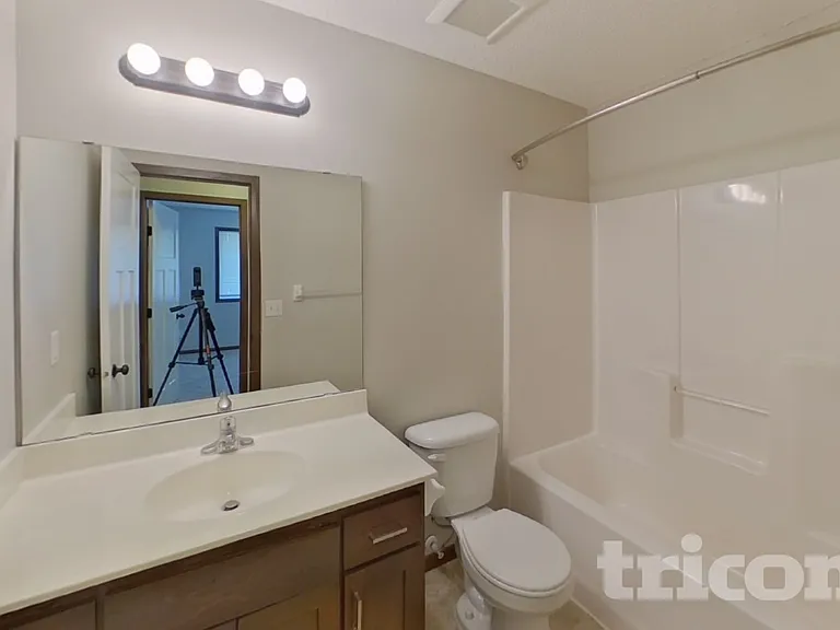 7535 Lannon Ave NE — Photo 13
