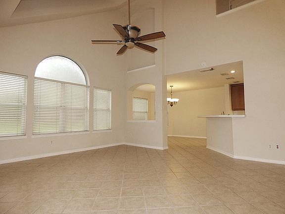 5th image of 3616 Bird House Dr