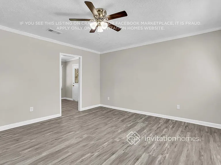 3054 Cottonwood Dr SE — Photo 5