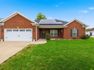 1040 Valhalla Dr, Lawrenceburg, KY 40342