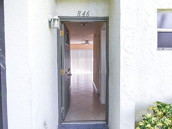 3rd image of 846 Crystal Lake Drive #846