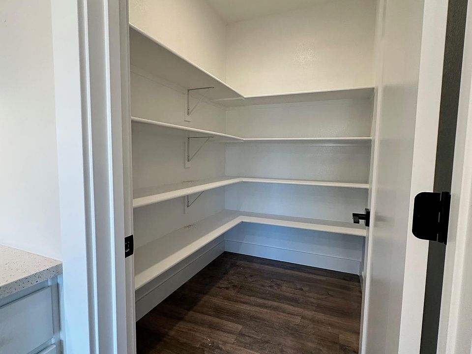 5004 Cedar Grove Way, Lawrence, KS 66049 MLS 158298 Zillow