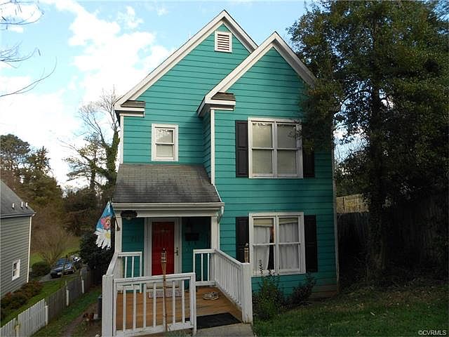 1st image of 711 W 27th St
