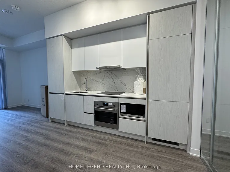 180 Front St E #503 — Photo 2