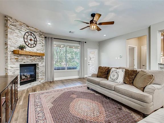 5th image of 2505 Terlingua Dr