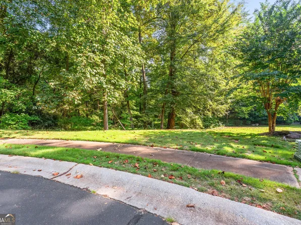 170 Reynolds Pl, Fayetteville, GA 30215