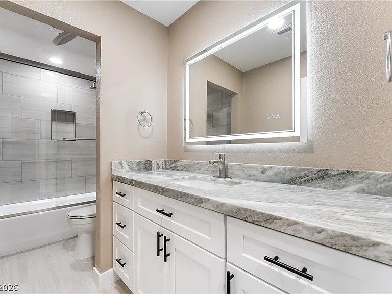 968 Pinehurst Dr — Photo 41