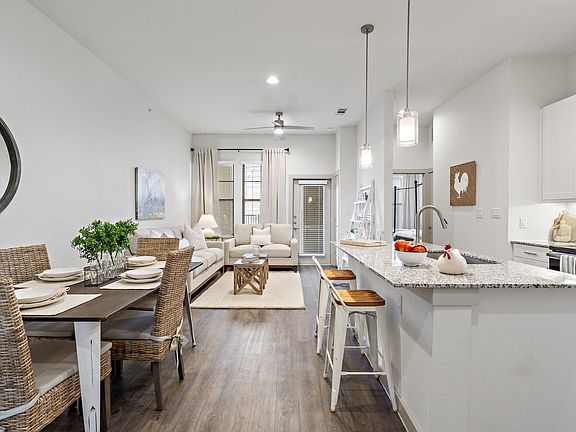 2nd image of 2050 Conquest Blvd APT 5310