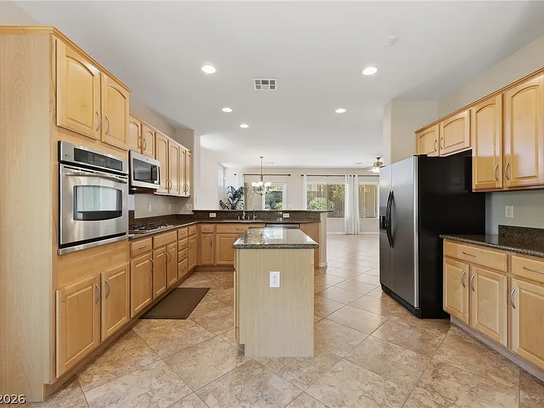 2148 Shadow Canyon Dr — Photo 10
