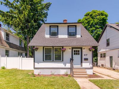 67 Oliver St, Pontiac, MI, 48342