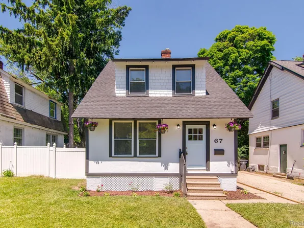 67 Oliver St, Pontiac, MI 48342