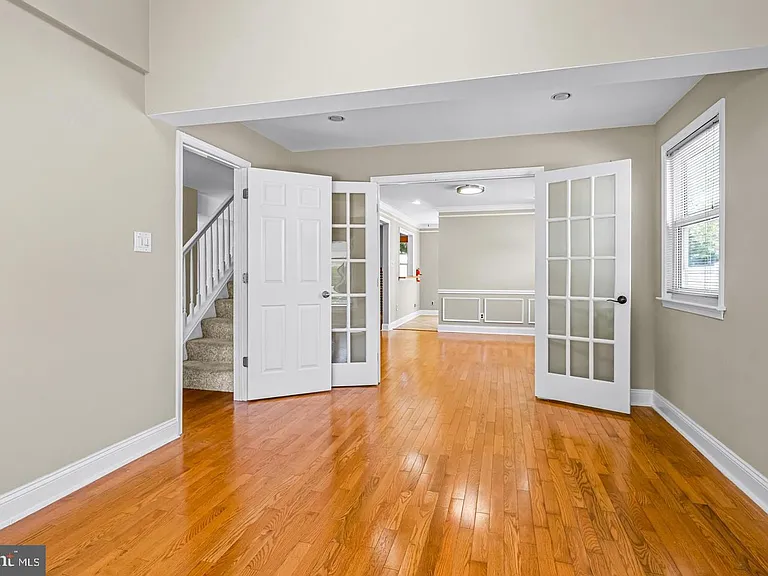 68 Franklin Dr — Photo 9